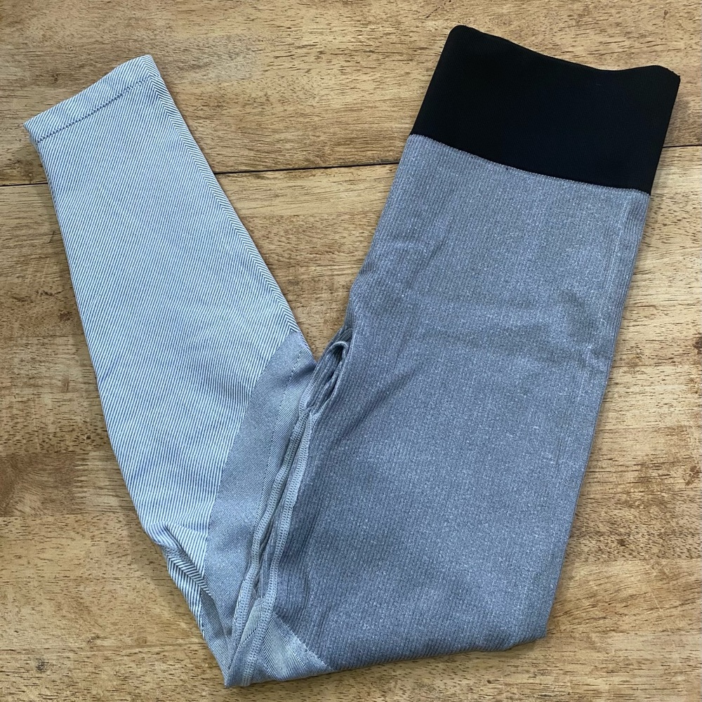 Aerie Women’s Large Nylon Blend High Waisted Black/Gray Ombré Textured‎ Leggings